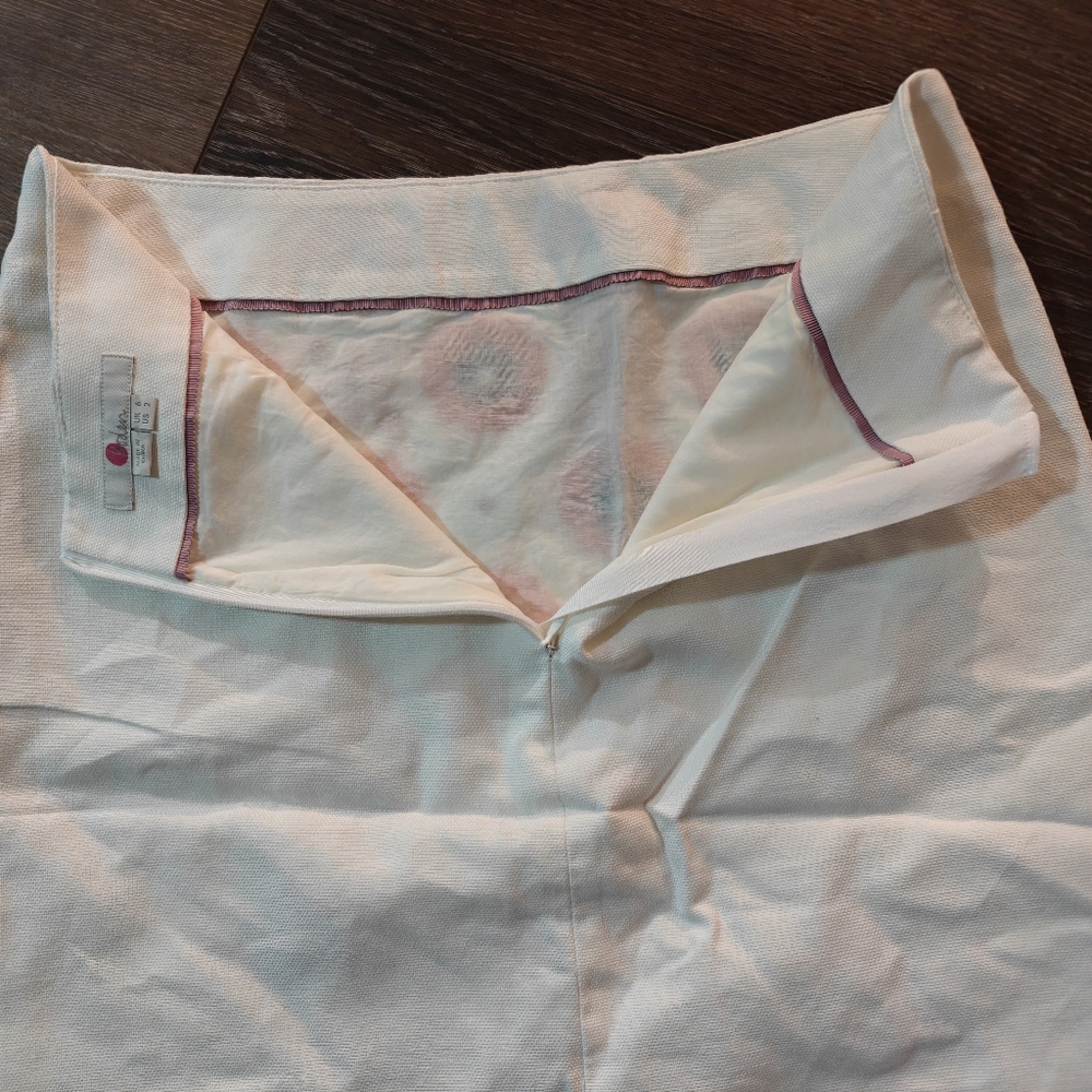 Boden Floral Mini Skirt - Red and White - Picture 4 of 6